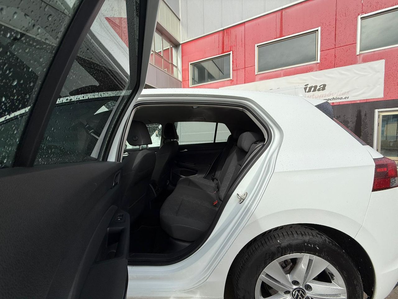 Volkswagen Golf Life 2.0 TDI 85kW (115CV) - Foto 2