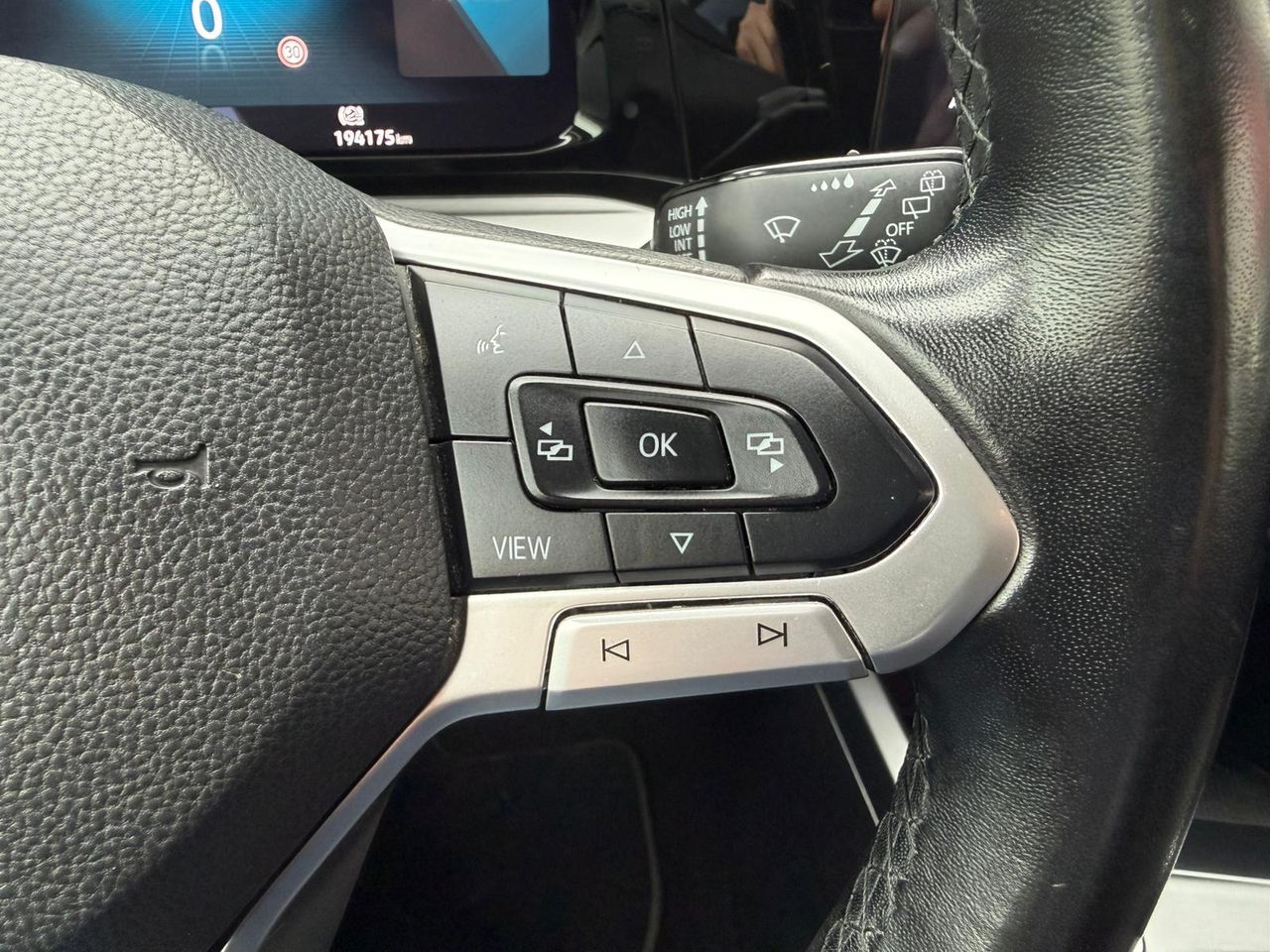 Volkswagen Golf Life 2.0 TDI 85kW (115CV) - Foto 2