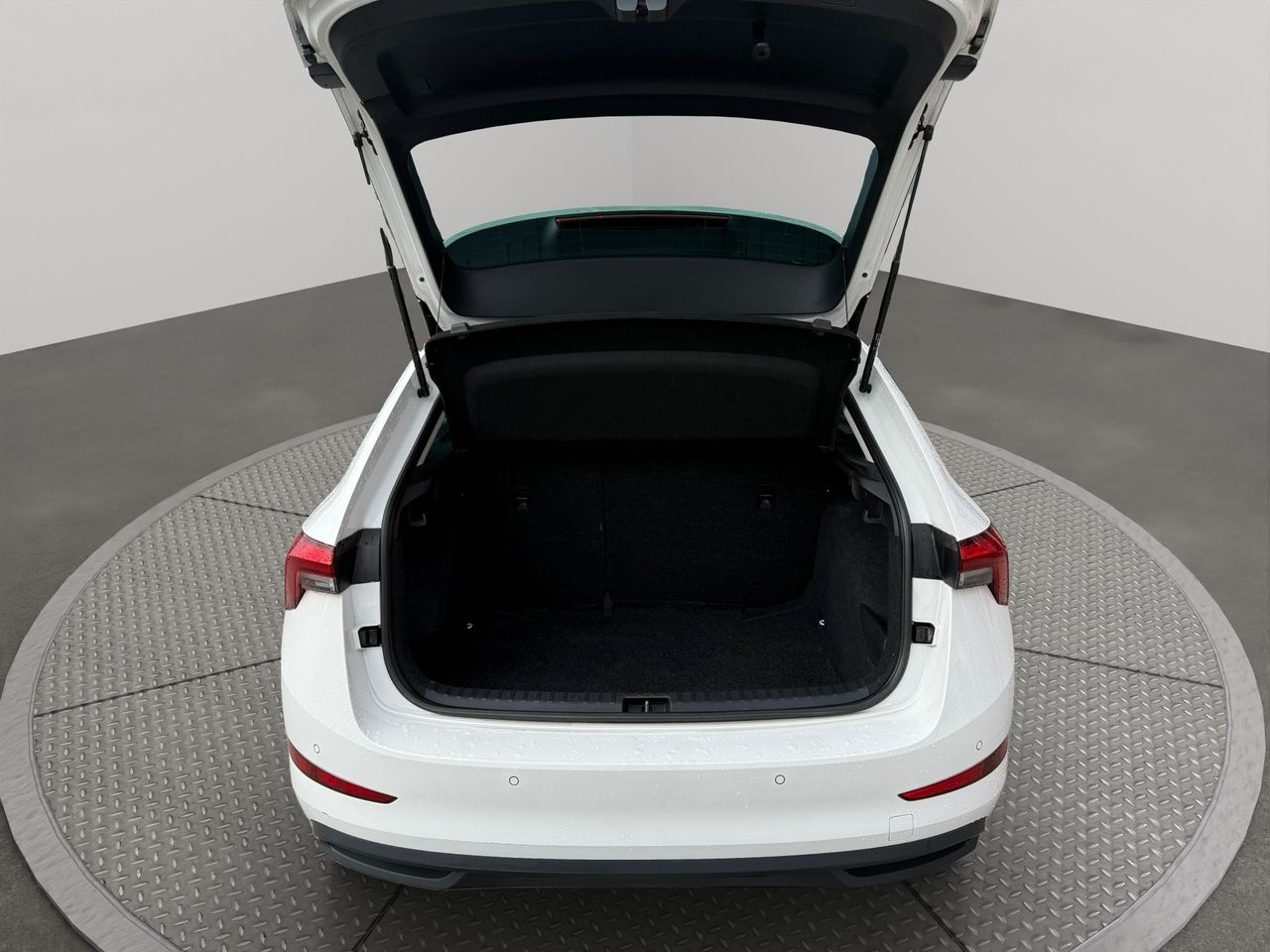 Skoda Scala 1.0 TSI 81KW (110 CV) Ambition - Foto 2