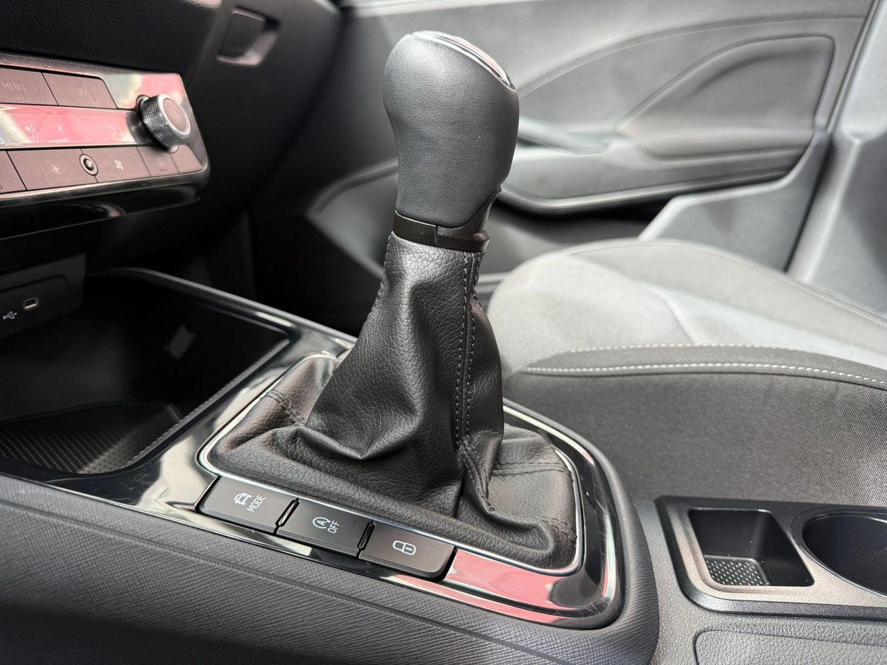 Skoda Fabia 1.0 TSI 85KW (115CV) DSG Selection - Foto 2