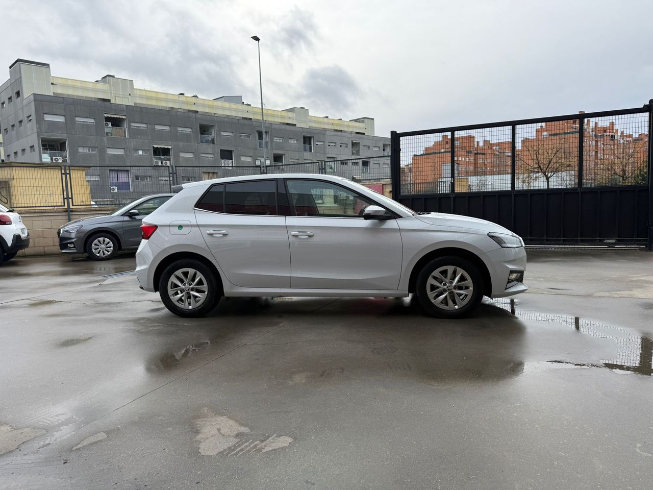 Skoda Fabia 1.0 MPI 59KW (80CV) Selection - Foto 2