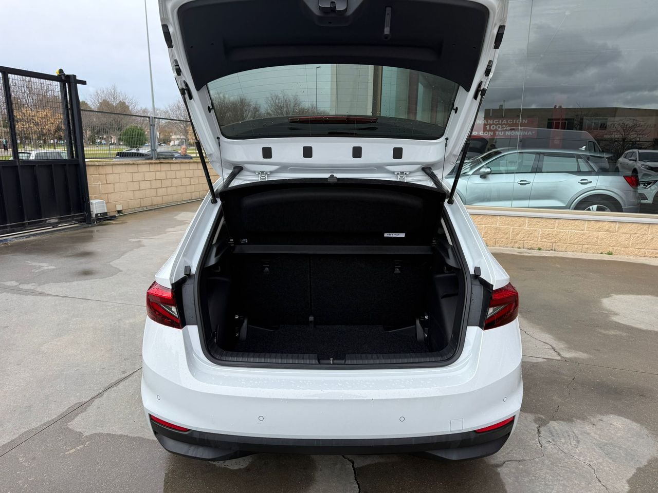 Skoda Fabia 1.0 MPI 59KW (80CV) Selection - Foto 2