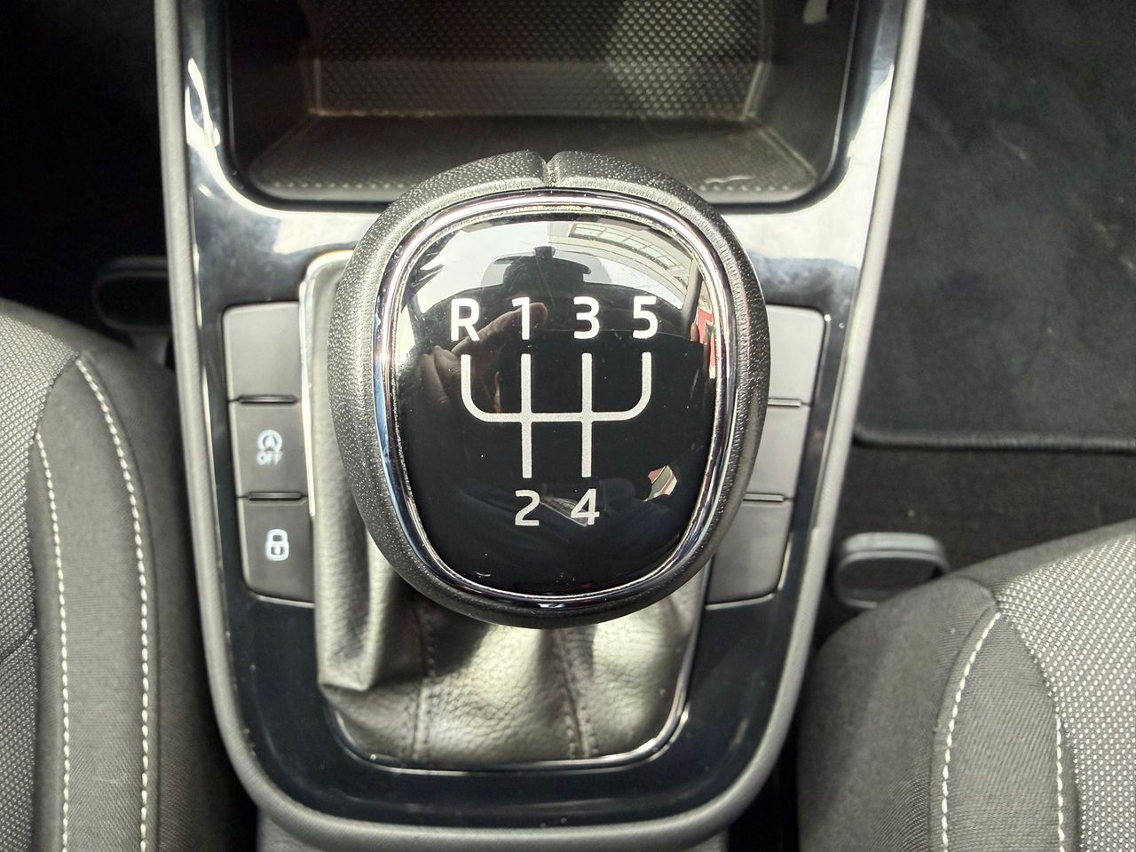 Skoda Fabia 1.0 MPI 59KW (80CV) Selection - Foto 2