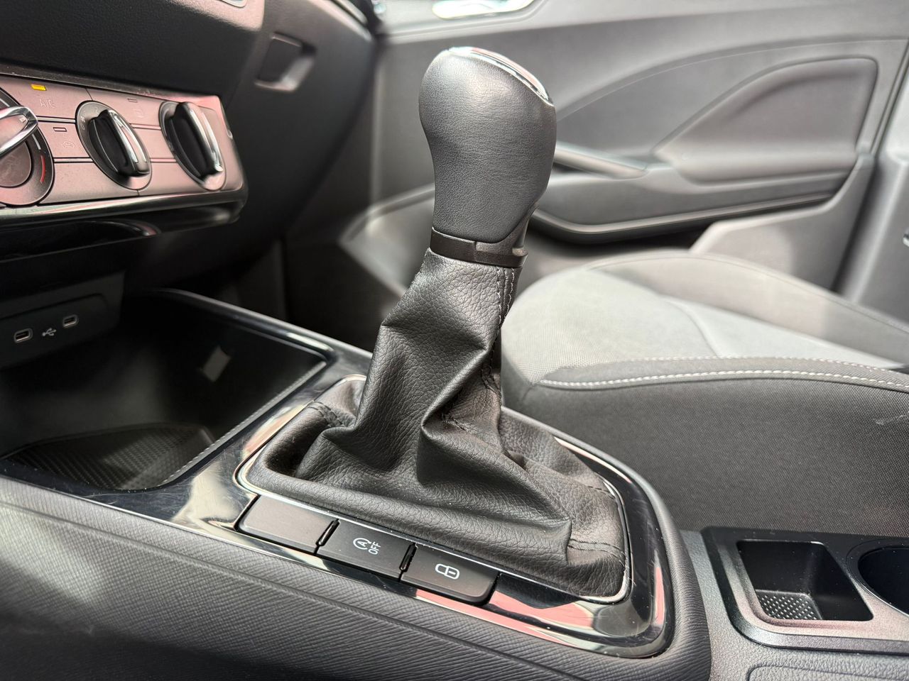 Skoda Fabia 1.0 MPI 59KW (80CV) Selection - Foto 2