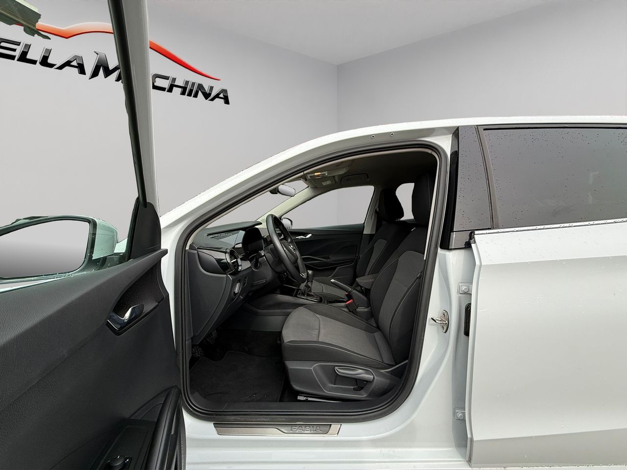 Skoda Fabia 1.0 MPI 59KW (80CV) Essence - Foto 2