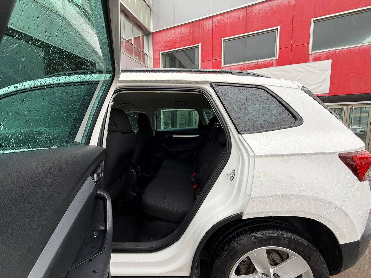 Skoda Karoq 1.0 TSI 85kW (115CV) Ambition - Foto 2