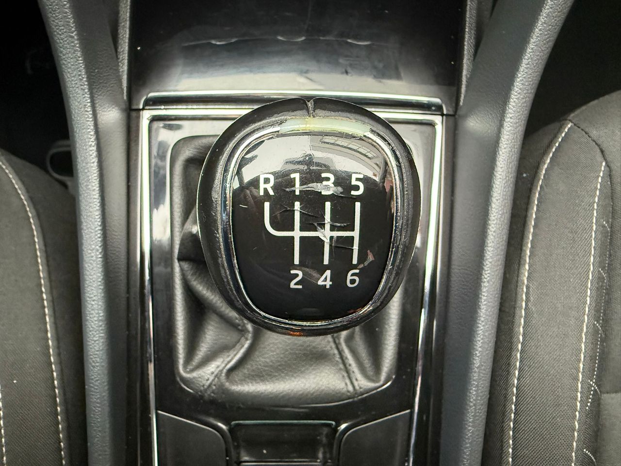 Skoda Karoq 1.0 TSI 85kW (115CV) Ambition - Foto 2