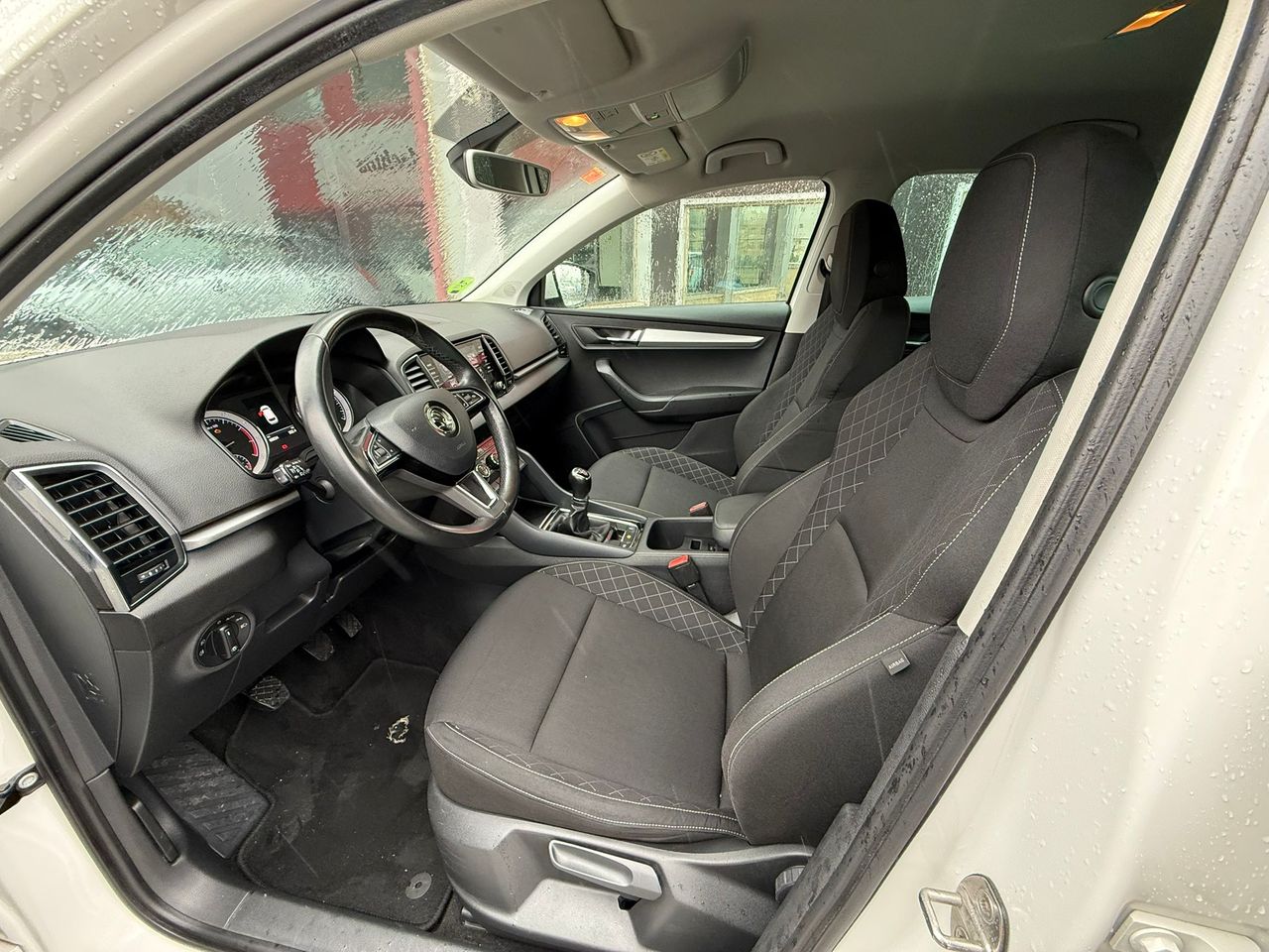 Skoda Karoq 1.0 TSI 85kW (115CV) Ambition - Foto 2