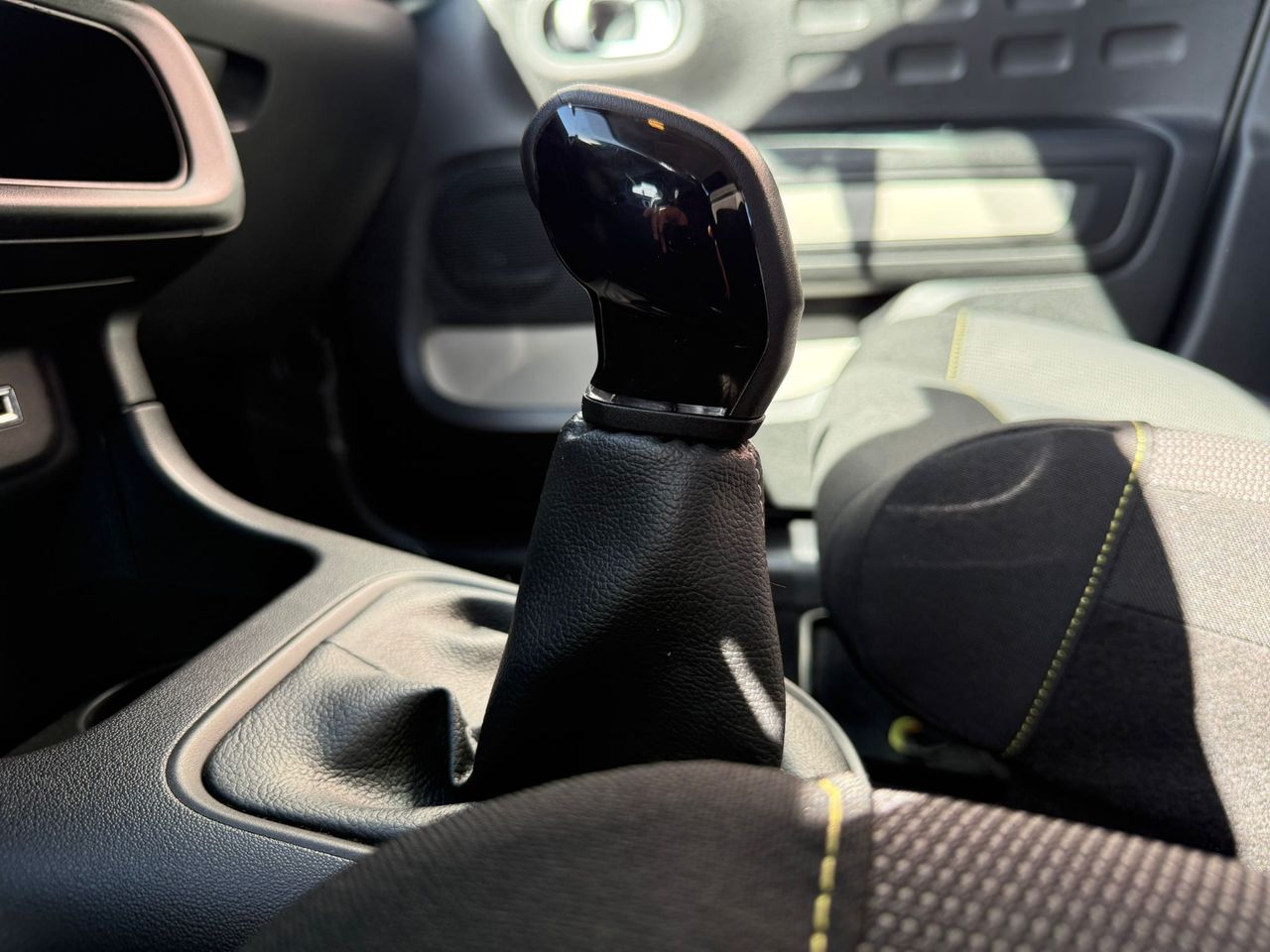 Citroën C3 PureTech 60KW (83CV) Feel - Foto 2