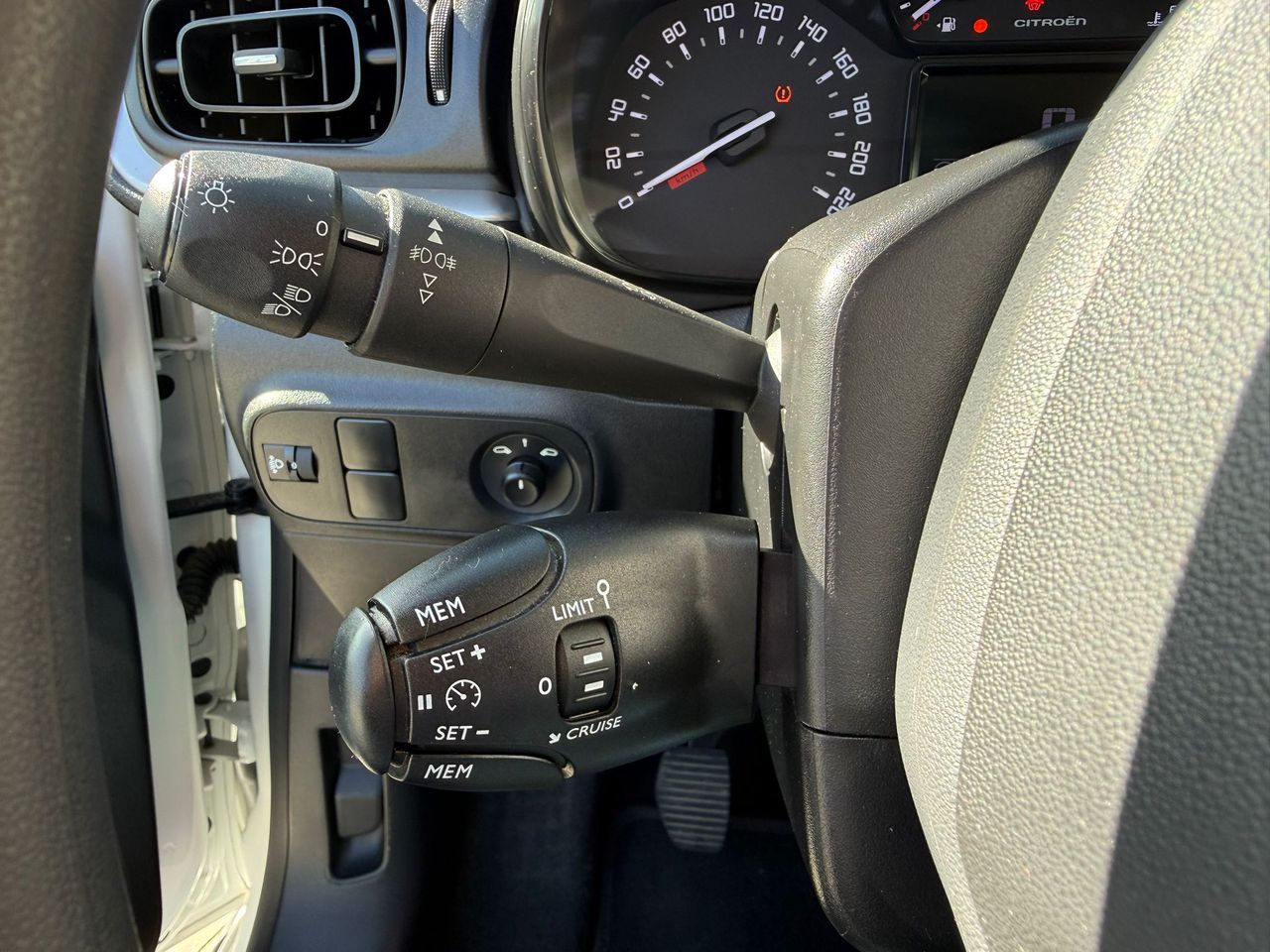 Citroën C3 PureTech 60KW (83CV) Feel - Foto 2