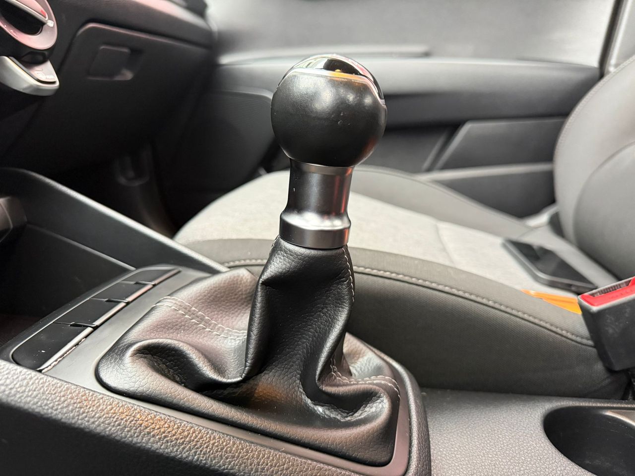 Kia Stonic 1.2 DPi 62kW (84CV) Drive Plus - Foto 2