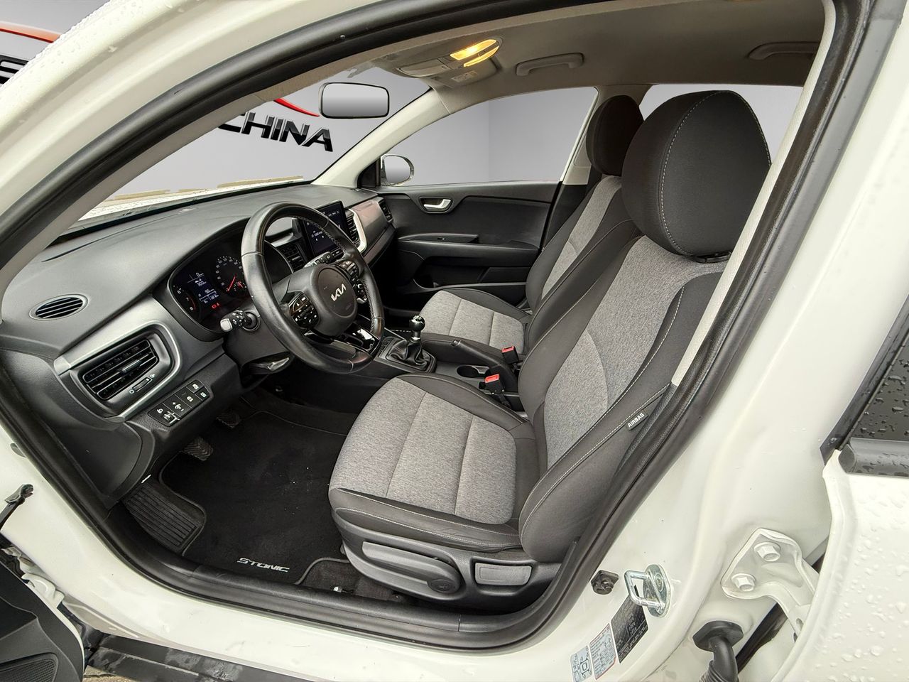 Kia Stonic 1.2 DPi 62kW (84CV) Drive Plus - Foto 2