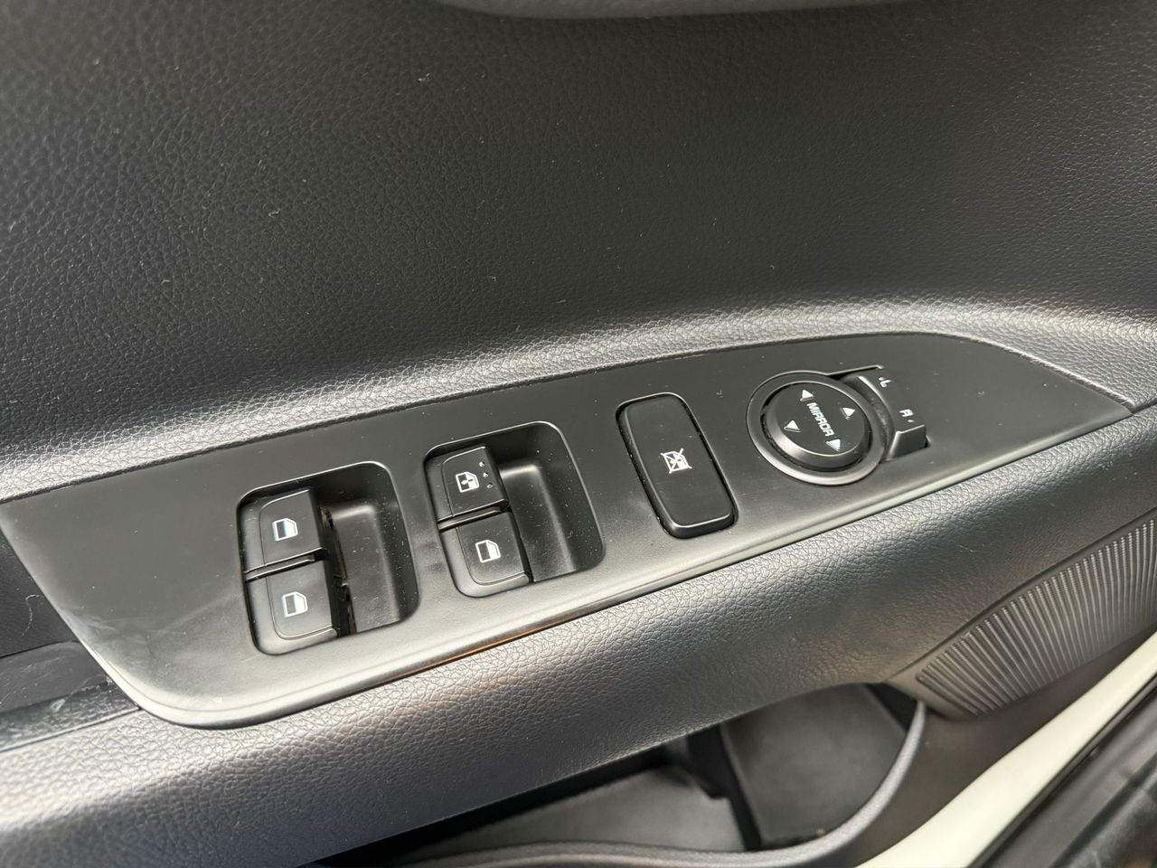 Kia Stonic 1.2 DPi 62kW (84CV) Drive Plus - Foto 2