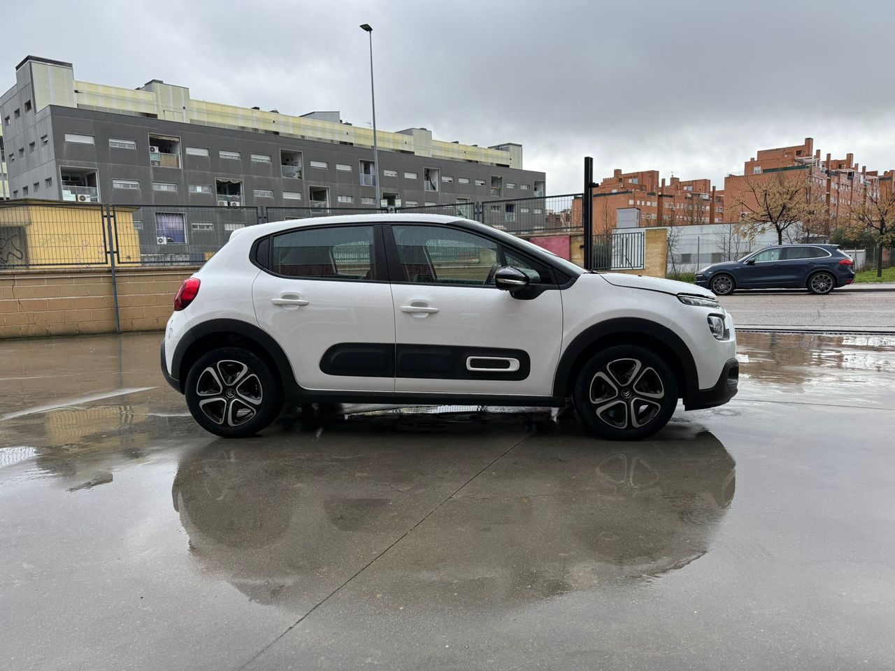 Citroën C3 PureTech 60KW (83CV) Feel - Foto 2