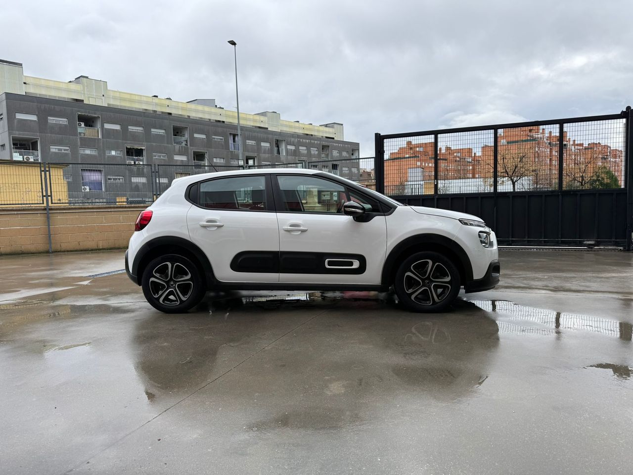 Citroën C3 PureTech 60KW (83CV) Feel - Foto 2