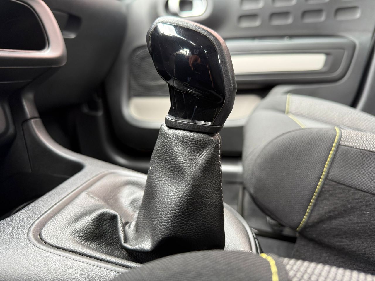 Citroën C3 PureTech 60KW (83CV) Feel - Foto 2