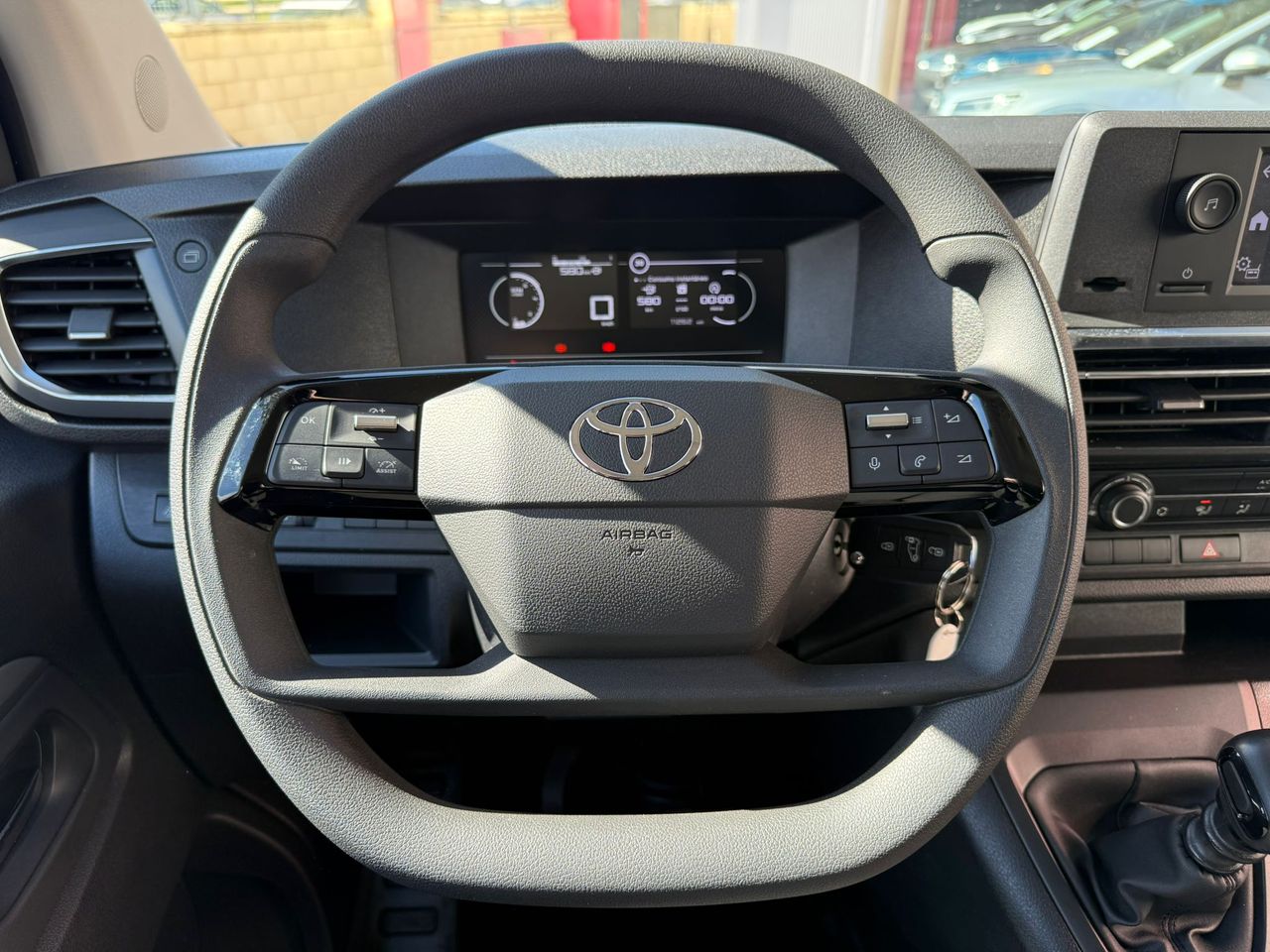 Toyota Proace Shuttle L2 2.0D 106kW (145CV) 6MT VX 9p - Foto 2