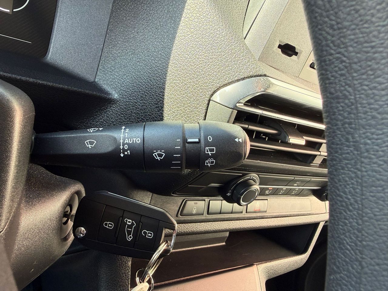 Toyota Proace Shuttle L2 2.0D 106kW (145CV) 6MT VX 9p - Foto 2