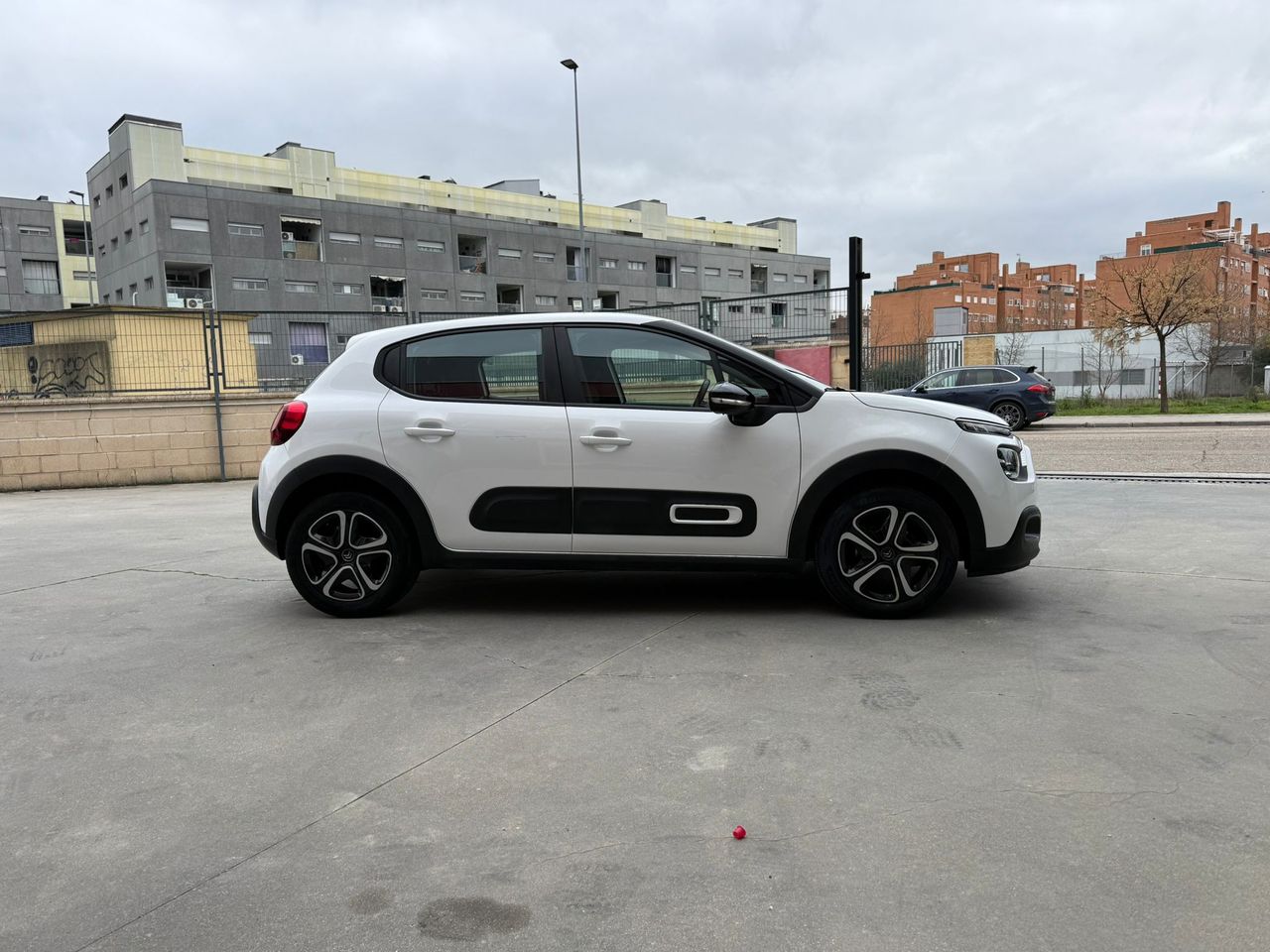 Citroën C3 PureTech 60KW (83CV) Feel - Foto 2