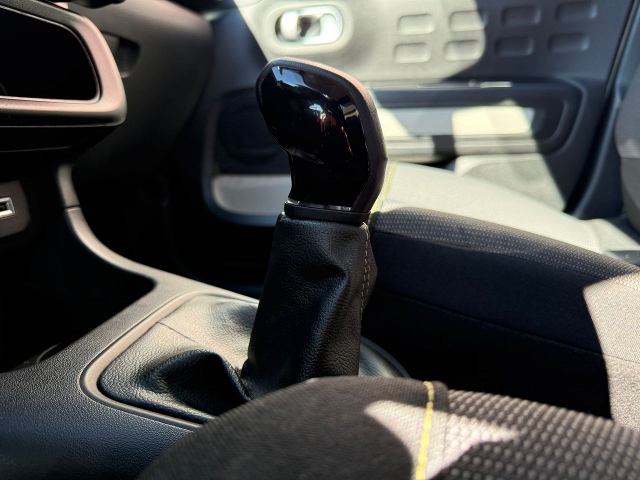 Citroën C3 PureTech 60KW (83CV) Feel - Foto 2