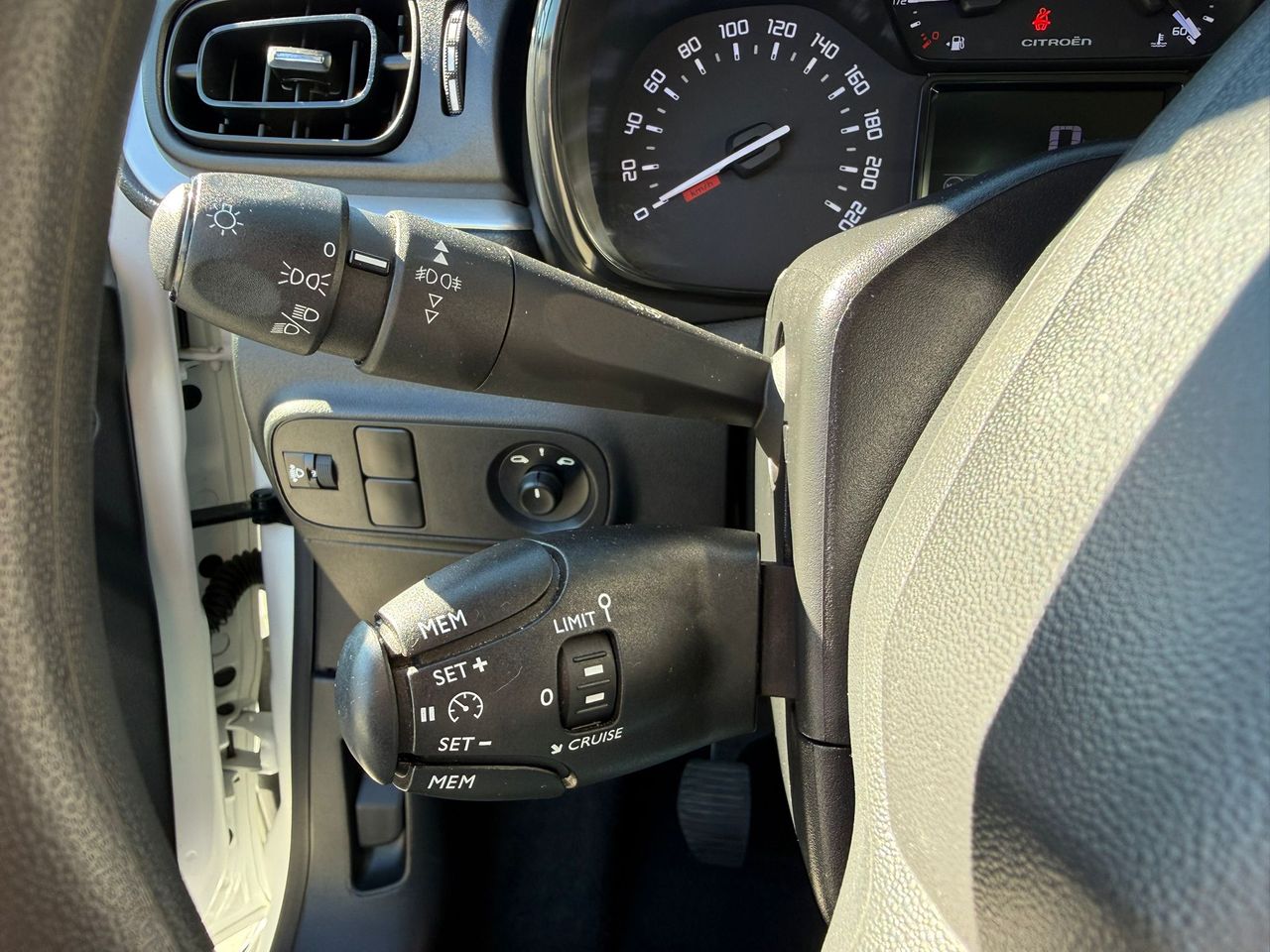 Citroën C3 PureTech 60KW (83CV) Feel - Foto 2