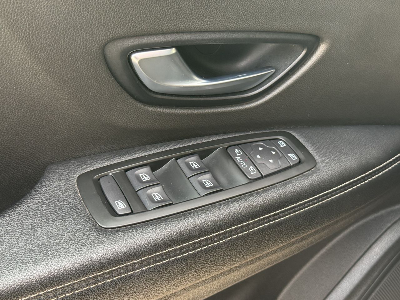 Renault Grand Scénic Limited TCe 103 kW (140CV) EDC GPF MY21 - Foto 2