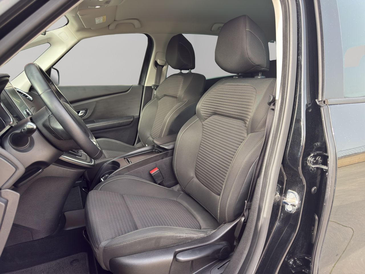 Renault Grand Scénic Limited TCe 103 kW (140CV) EDC GPF MY21 - Foto 2