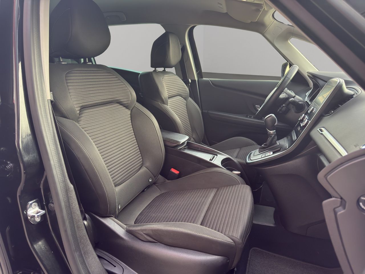 Renault Grand Scénic Limited TCe 103 kW (140CV) EDC GPF MY21 - Foto 2