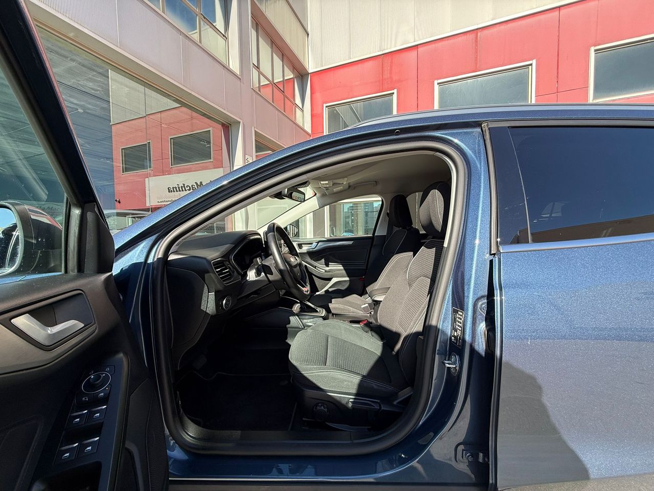 Ford Focus 1.0 Ecoboost MHEV 92kW ST-Line Auto SB - Foto 2