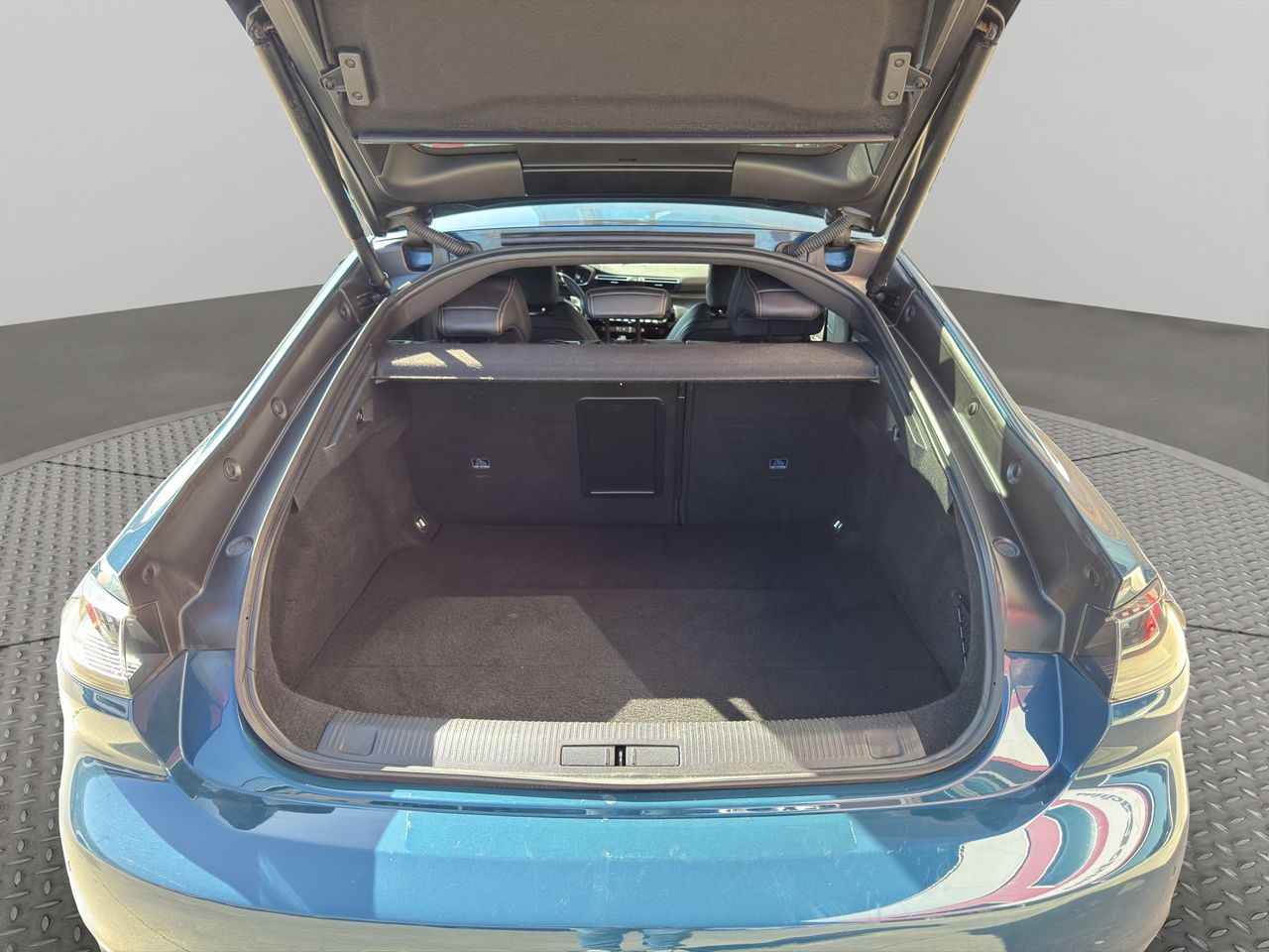 Peugeot 508 5P GT BlueHDi 130 S&S EAT8 - Foto 2