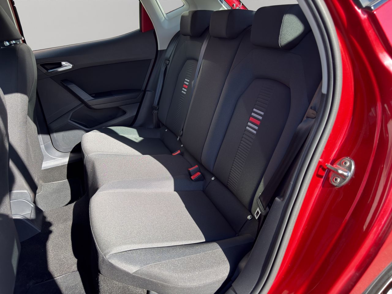 Seat Ibiza 1.6 TDI 85kW (115CV) FR - Foto 2