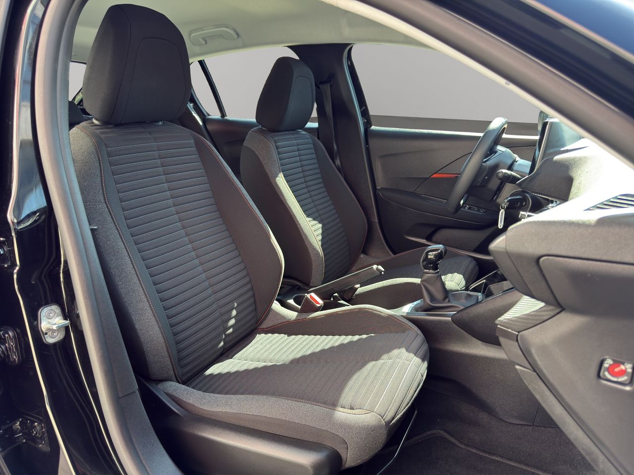 Peugeot 208 PureTech 55kW (75CV) Active Pack - Foto 2