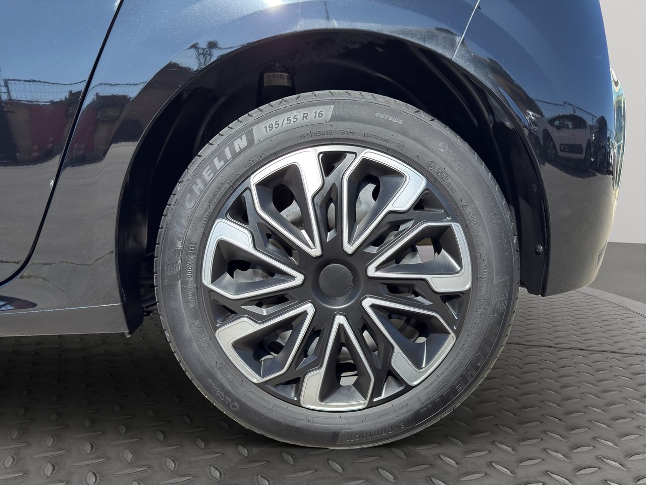 Peugeot 208 PureTech 55kW (75CV) Active Pack - Foto 2