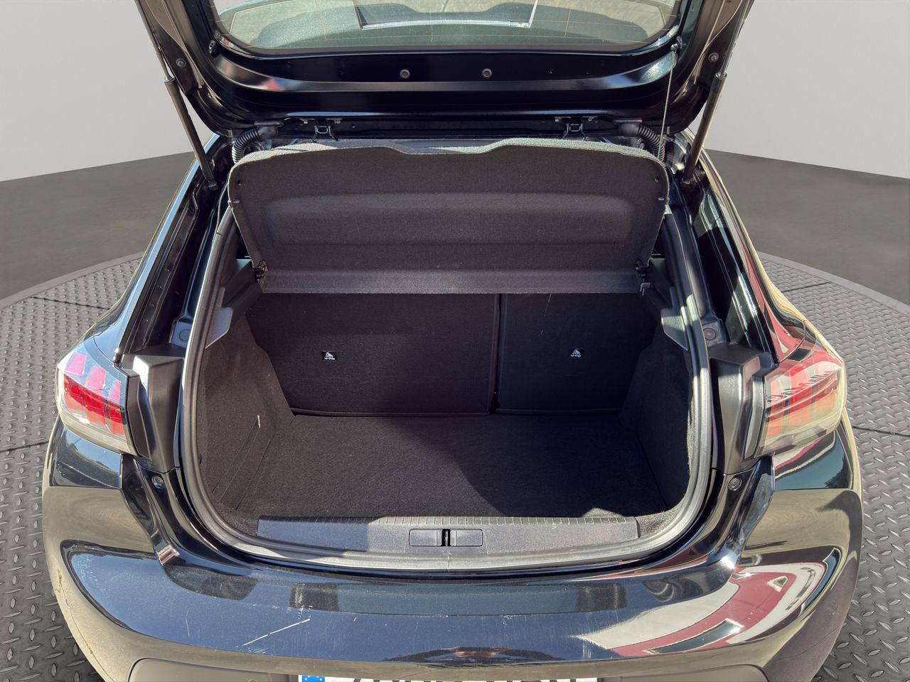 Peugeot 208 PureTech 55kW (75CV) Active Pack - Foto 2