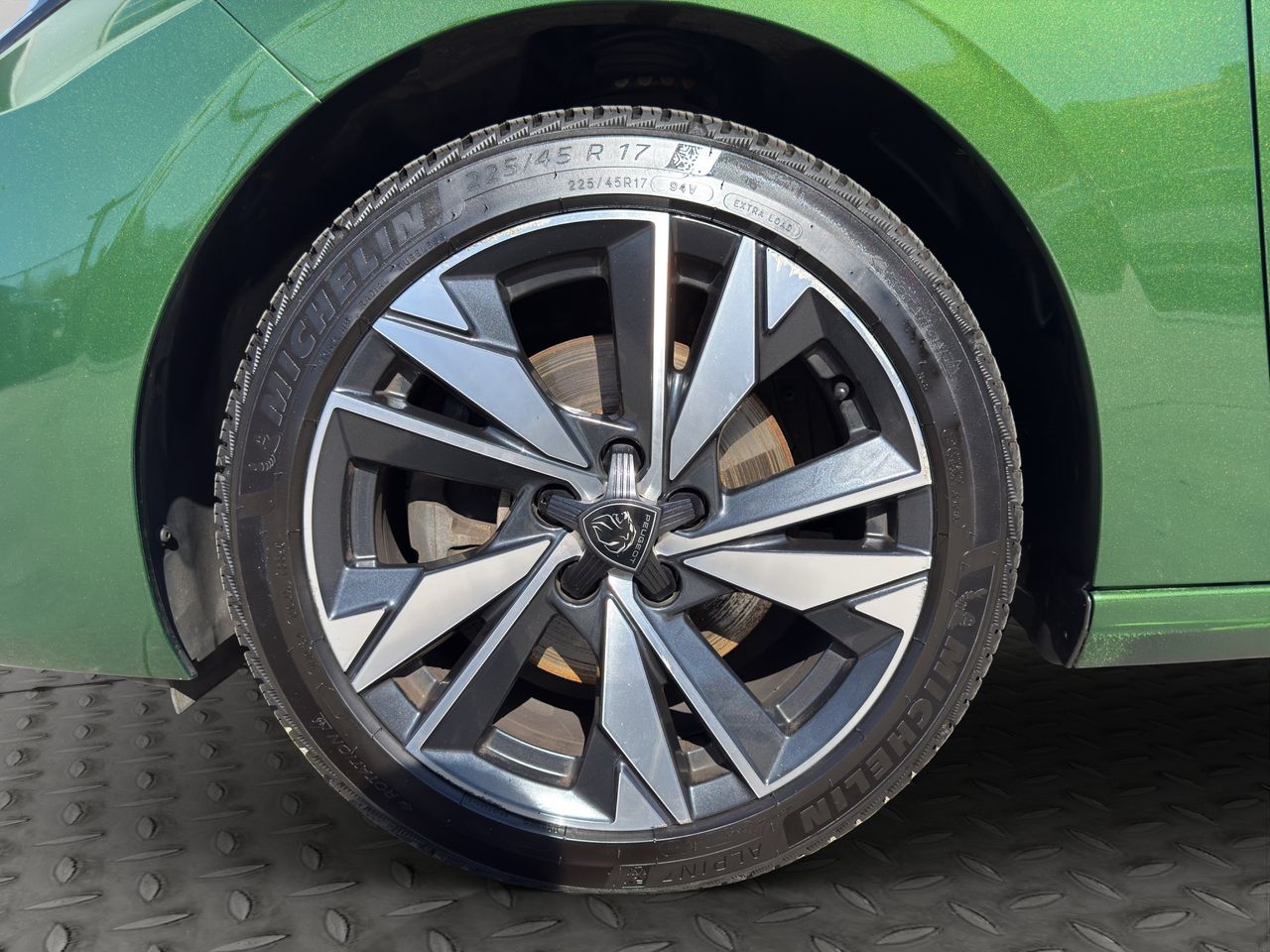 Peugeot 308 5P Allure BlueHDi 130 S&S EAT8 - Foto 2