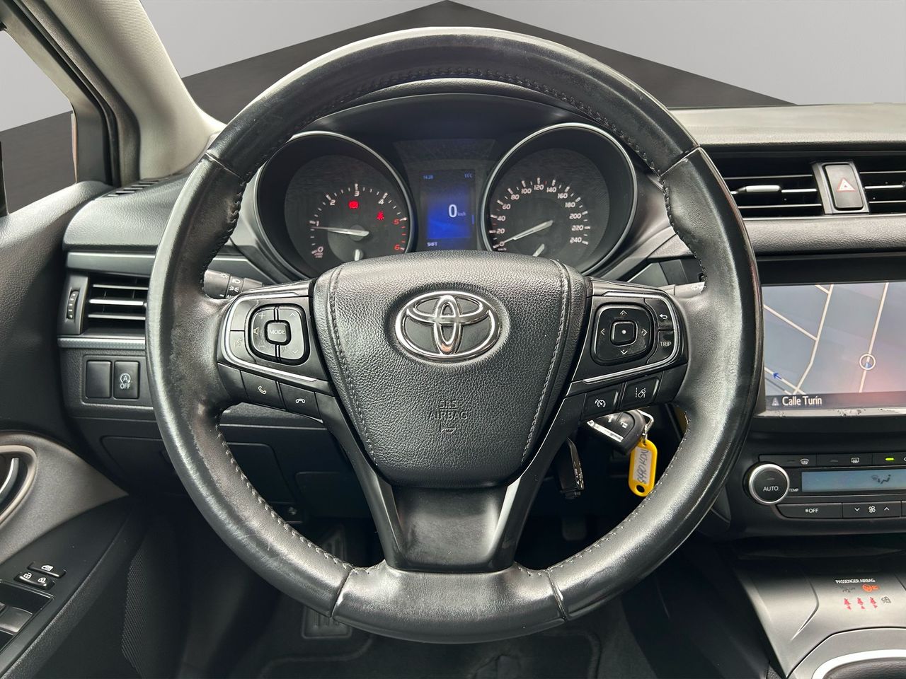 Toyota Avensis 2.0 150D ADVANCE - Foto 2