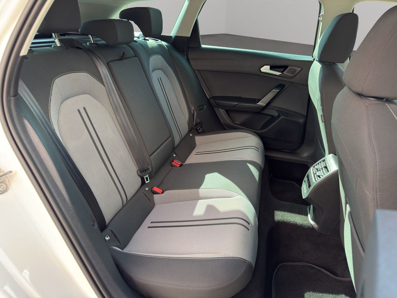 Seat Leon 2.0 TDI 85kW S&S Style Go - Foto 2