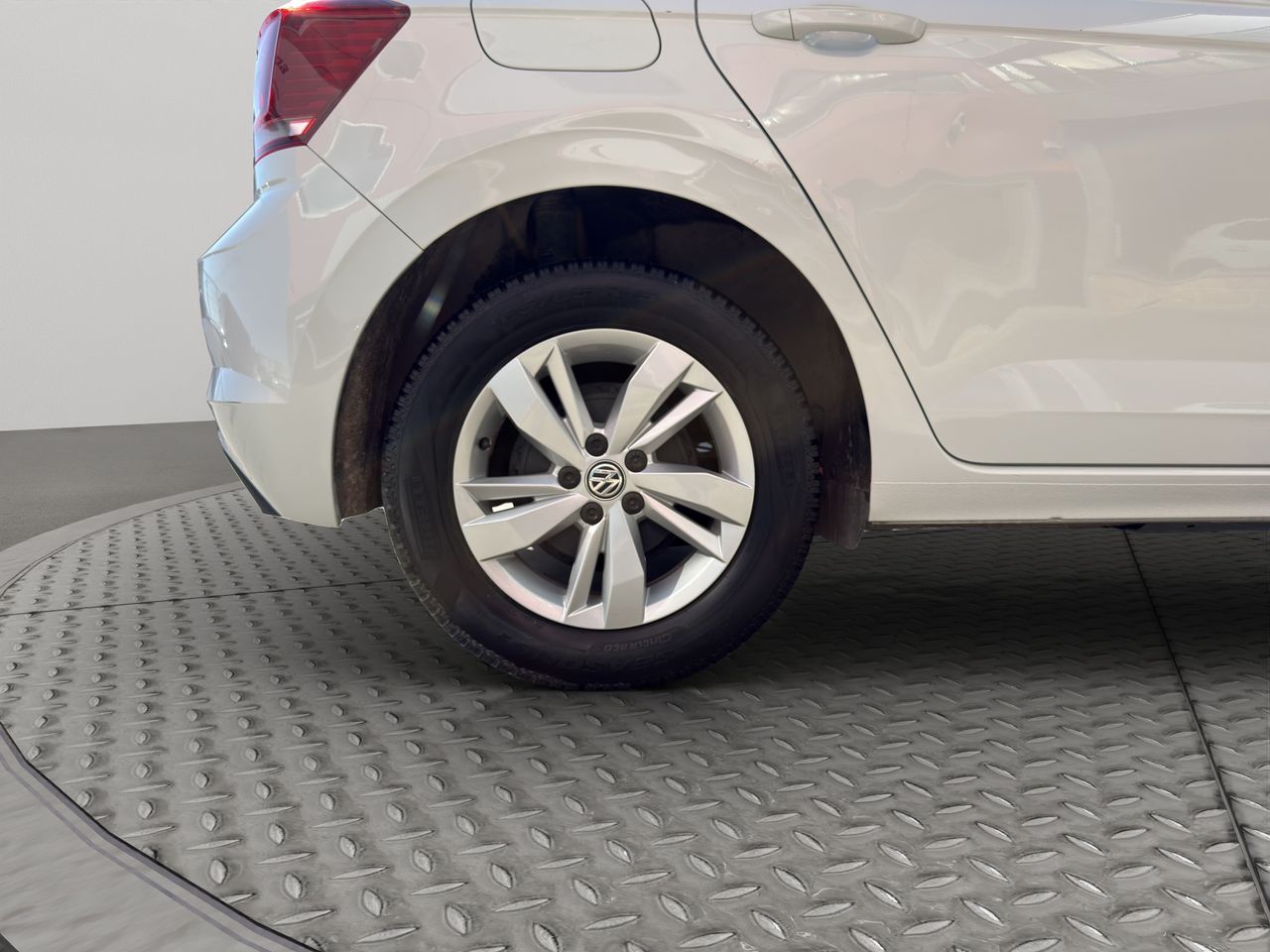 Volkswagen Polo Advance 1.6 TDI 70kW (95CV) - Foto 2