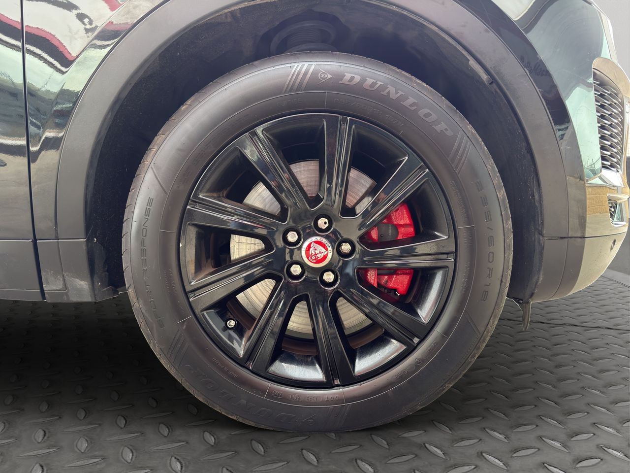 Jaguar E-Pace 2.0D 110kW R-Dynamic 4WD Auto - Foto 2