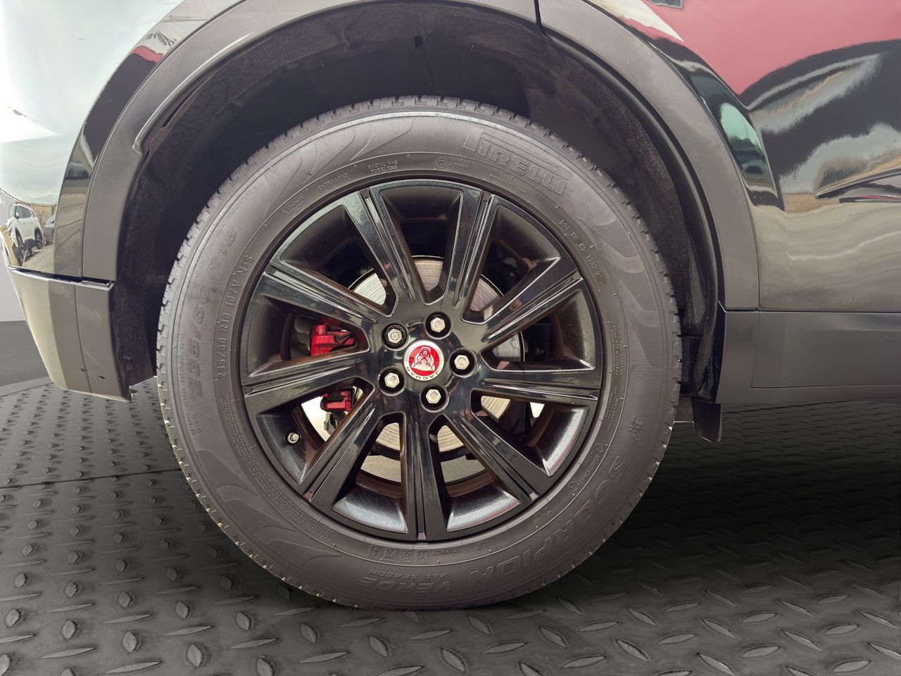 Jaguar E-Pace 2.0D 110kW R-Dynamic 4WD Auto - Foto 2