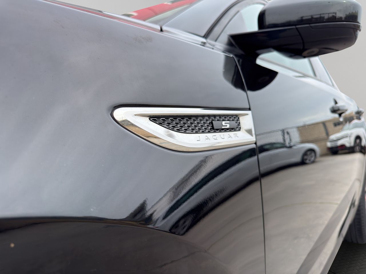 Jaguar E-Pace 2.0D 110kW R-Dynamic 4WD Auto - Foto 2