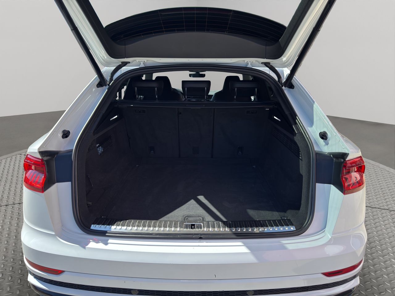 Audi Q8 55 TFSI S Line Plus 250kW quattro tip - Foto 2