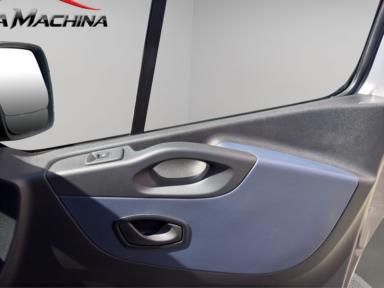 Opel Vivaro L1 9 PLAZAS - Foto 2