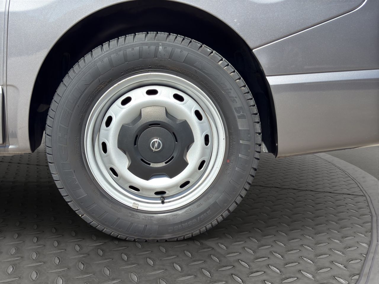 Opel Vivaro L1 9 PLAZAS - Foto 2