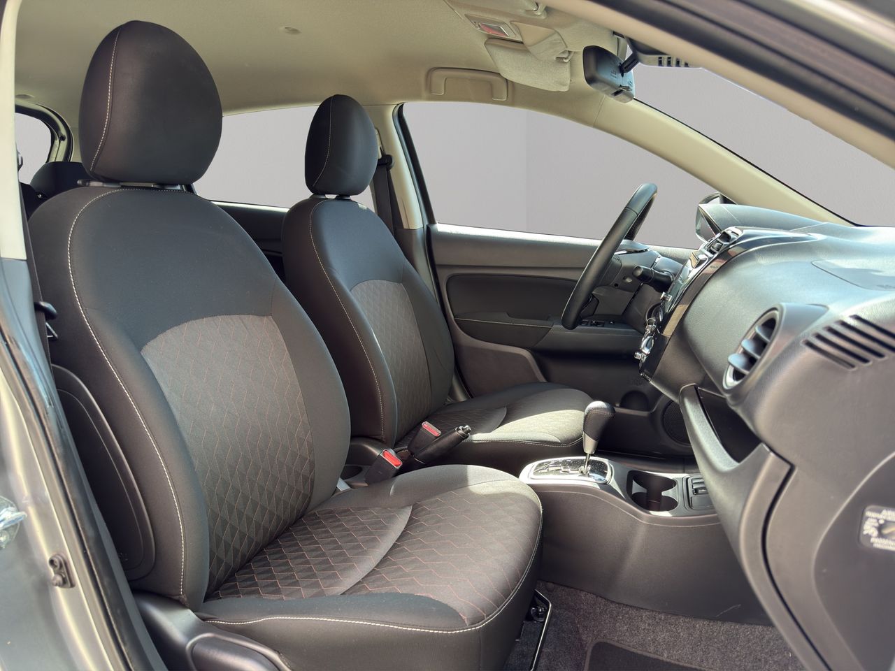 Mitsubishi Space Star 120 MPI Kaiteki CVT - Foto 2