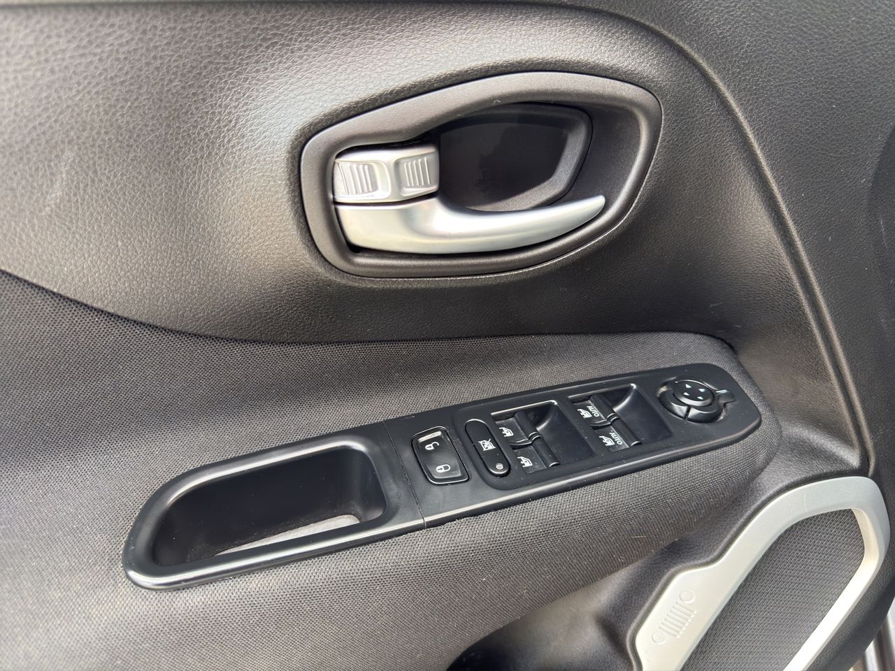 Jeep Renegade 1.6 Mjet Longitude 4x2 - Foto 2