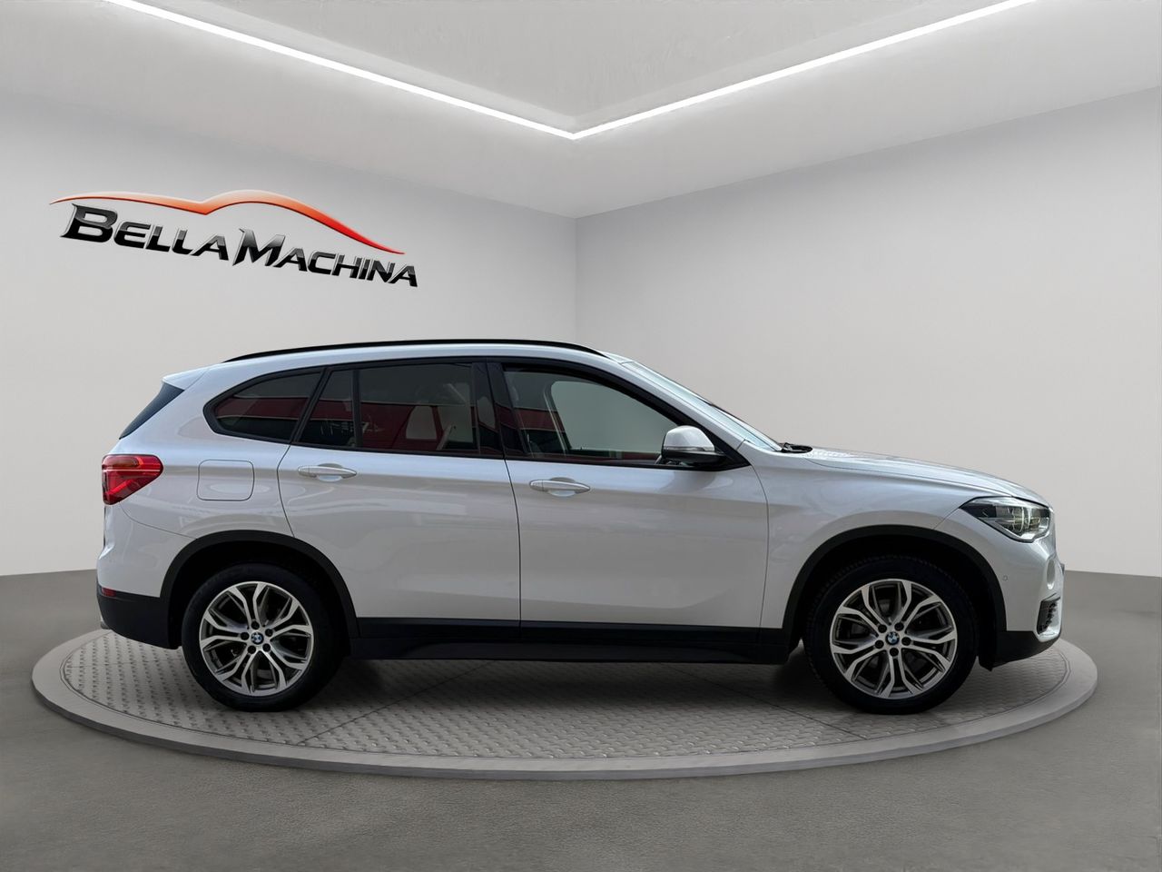 BMW X1 sDrive18d - Foto 2