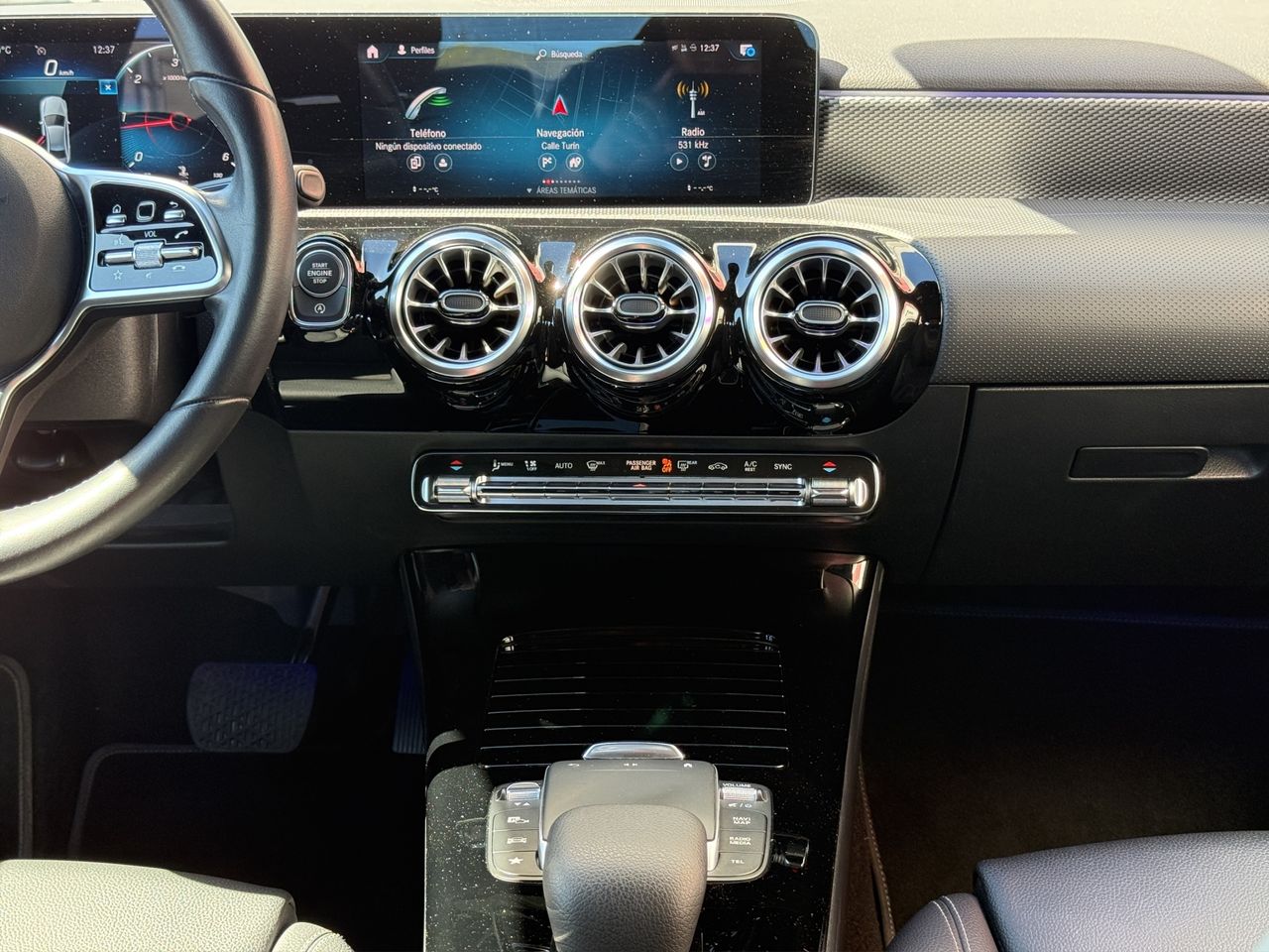 Mercedes Clase A Sedán A 180 d - Foto 2