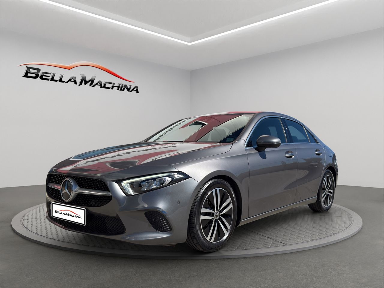 Mercedes Clase A Sedán A 180 d - Foto 2