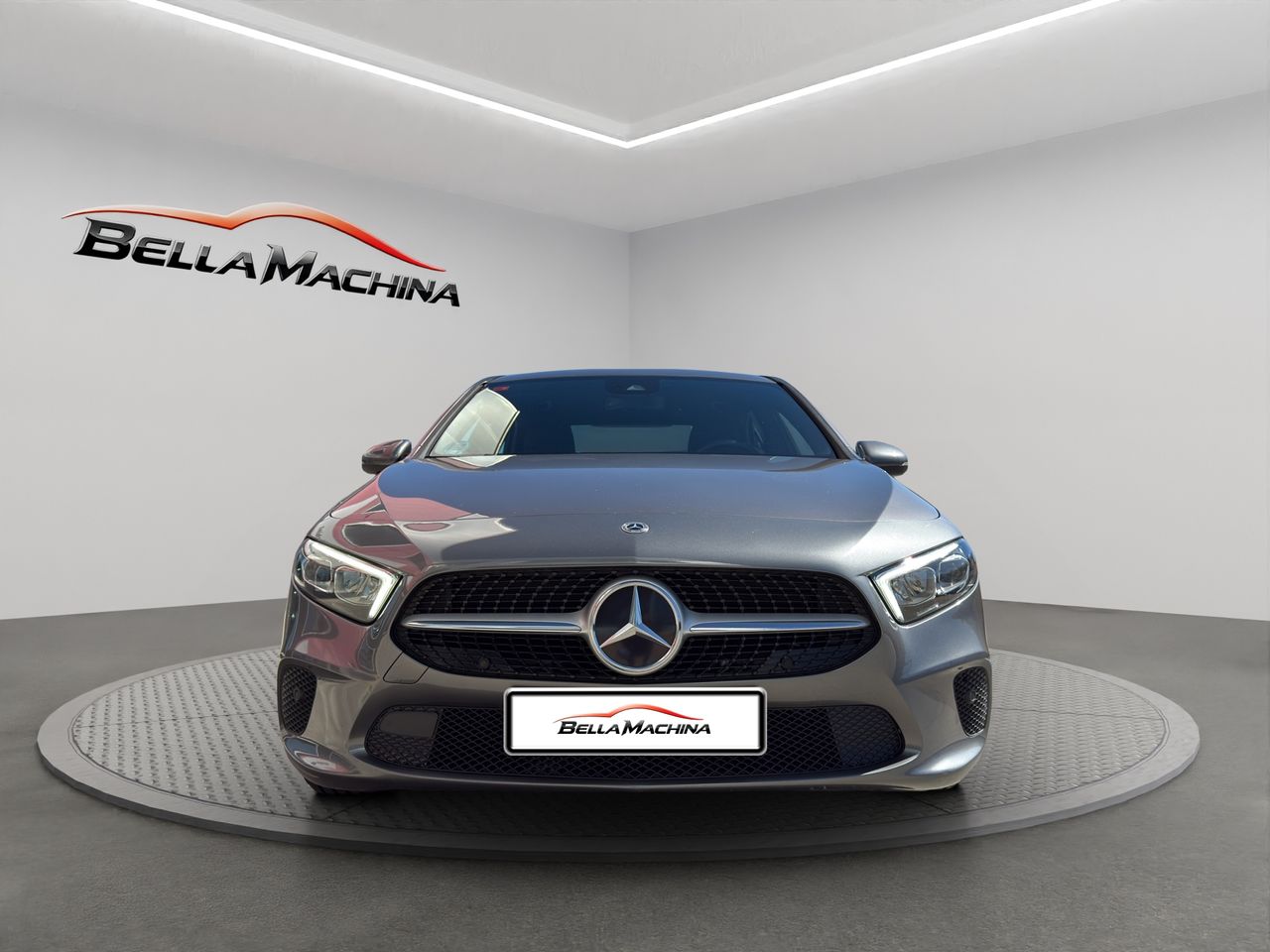 Mercedes Clase A Sedán A 180 d - Foto 2